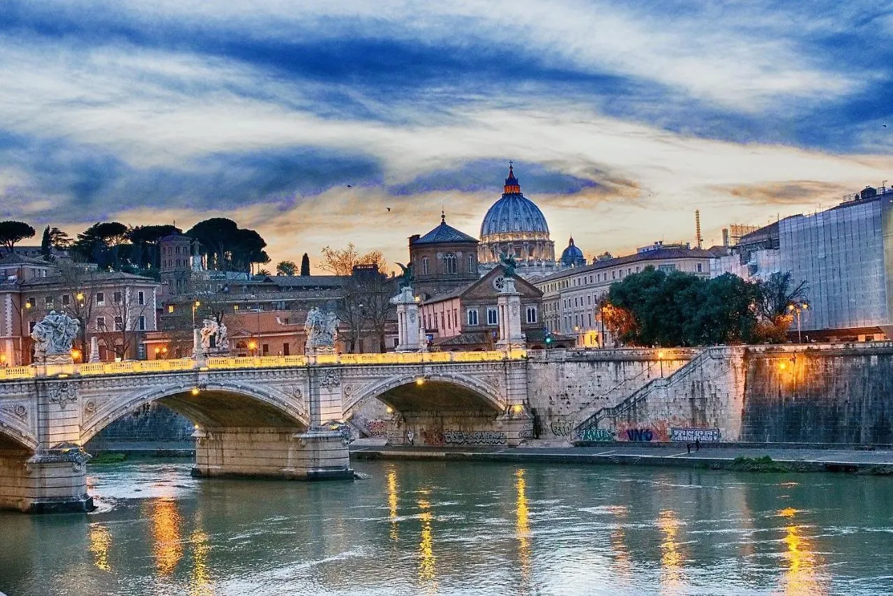 S.Pietro-Trastevere Loft Silenzioso Nel Cuore Di Roma Apartment Italy